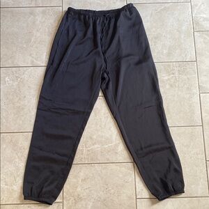 Uniqlo Black Silky High Waist Joggers Medium